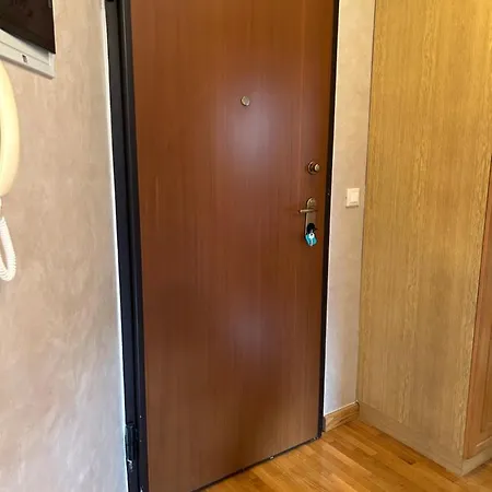 M&m Beachfront Макарска