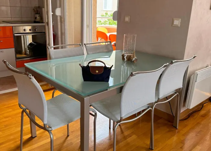 Apartment M&m Beachfront Makarska