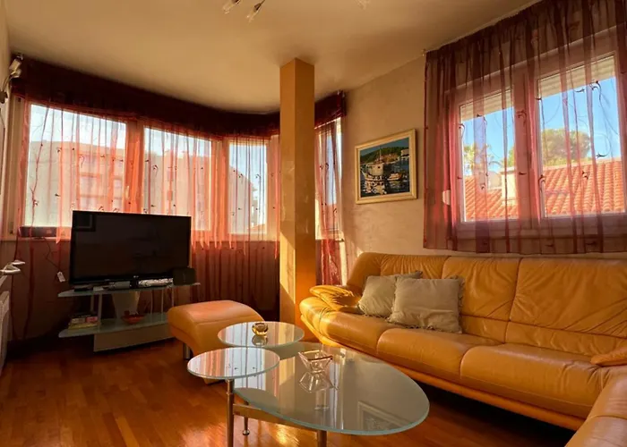 Apartment M&m Beachfront *